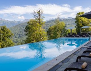 Отель "Green Flow" / "Грин Флоу"