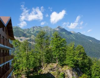 Отель "Green Flow" / "Грин Флоу"